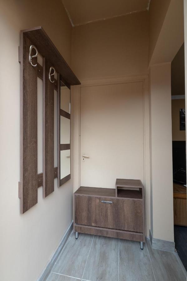 Ivanhoe Apartman Appartement Nyírbátor Buitenkant foto