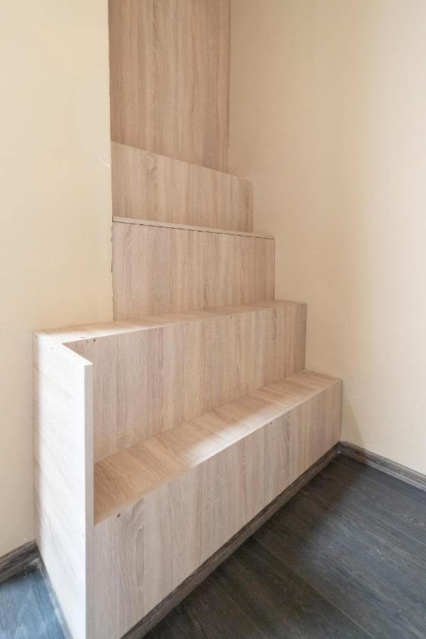 Ivanhoe Apartman Appartement Nyírbátor Buitenkant foto